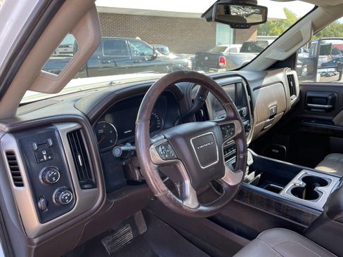 Used 2016 GMC Sierra 3500 Denali w/ Duramax Plus Package image 20