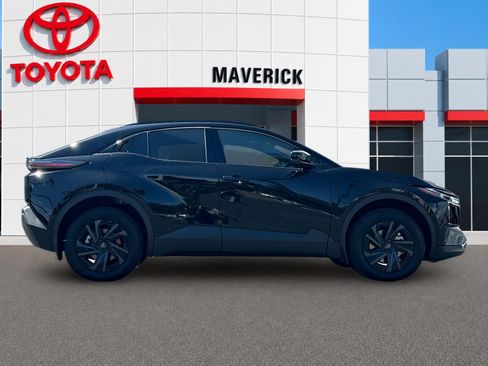New 2026 Toyota C-HR AWD/4WD image 6
