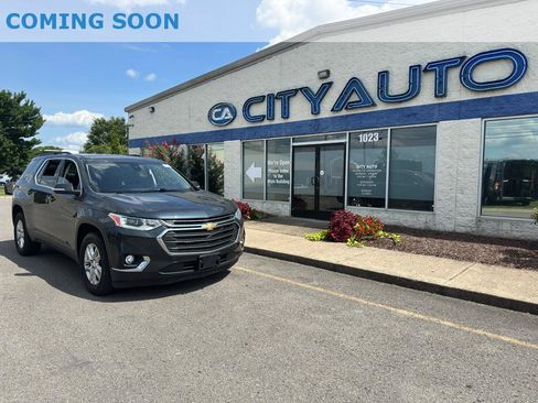 Used 2021 Chevrolet Traverse LT FWD image 1