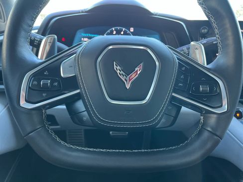 Used 2023 Chevrolet Corvette Stingray Premium Conv w/ Z51 Performance Package image 22