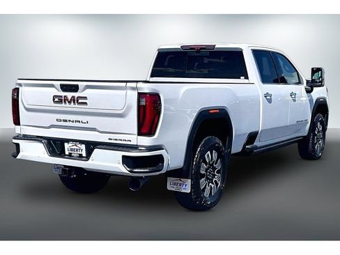 Certified 2024 GMC Sierra 2500 Denali w/ Denali Reserve Package AWD/4WD image 6