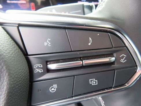 Used 2024 Chevrolet Traverse LS image 17