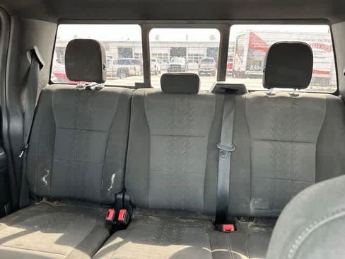 Used 2018 Ford F150 XLT w/ Equipment Group 302A Luxury AWD/4WD image 5