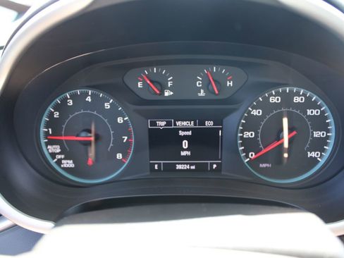 Used 2024 Chevrolet Malibu LT FWD image 31