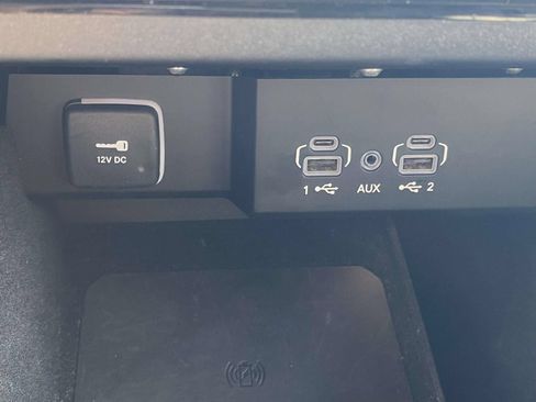 Used 2024 Jeep Wagoneer Series III AWD/4WD image 31