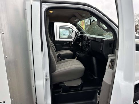 New 2026 Chevrolet Express 4500 w/ Power Convenience Package image 11