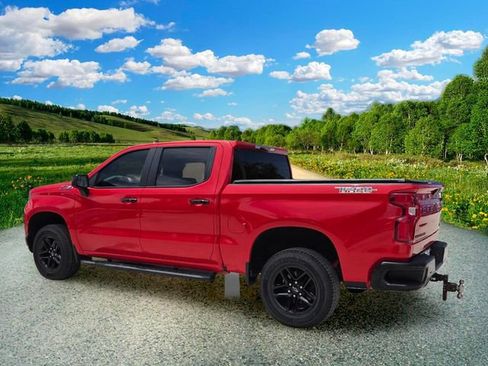 Used 2022 Chevrolet Silverado 1500 LT Trail Boss w/ Bed Protection Package AWD/4WD image 4