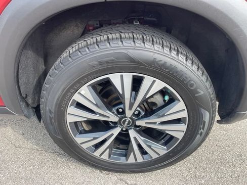 Used 2023 Nissan Rogue SV AWD/4WD image 27