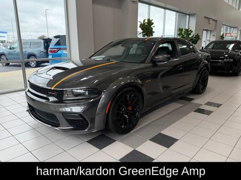 Used 2022 Dodge Charger Scat Pack RWD image 7