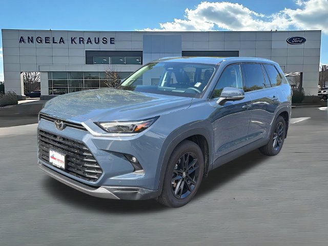 Used 2026 Toyota Grand Highlander AWD image 3