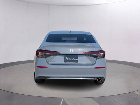Used 2025 Honda Civic Sport image 5