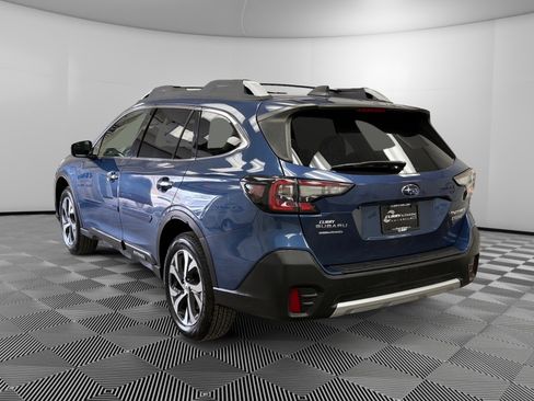 Used 2020 Subaru Outback Touring image 3