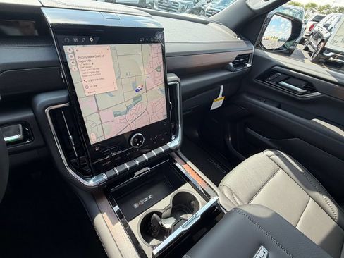 New 2026 GMC Yukon Denali w/ Advanced Technology Package AWD/4WD image 44