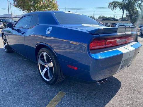 Used 2011 Dodge Challenger SRT8 RWD image 5
