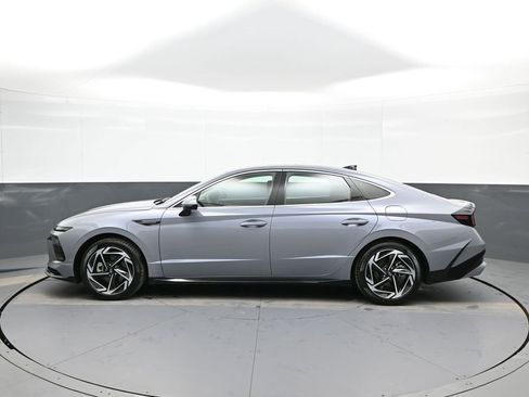 Certified 2025 Hyundai Sonata SEL image 9