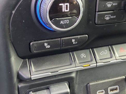 Certified 2022 Chevrolet Silverado 1500 RST image 12