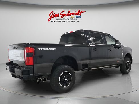 Used 2025 Ford F250 King Ranch w/ Tremor Off-Road Package AWD/4WD image 4