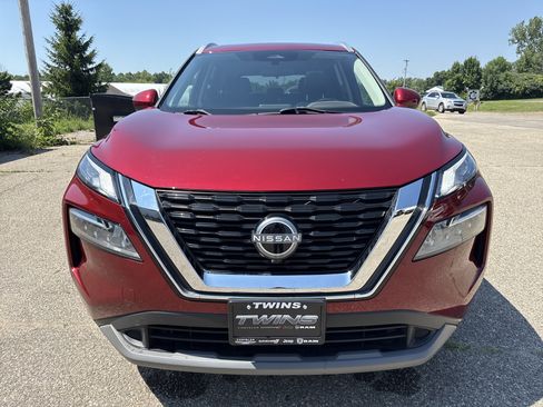 Used 2023 Nissan Rogue SV w/ SV Premium B Package AWD/4WD image 12