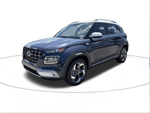 New 2026 Hyundai Venue SEL FWD image 7
