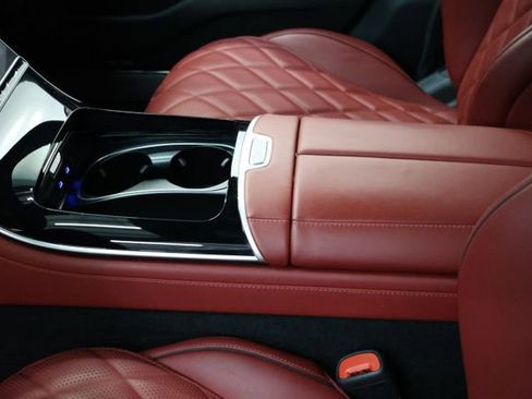 Used 2025 Mercedes-Benz S 580 4MATIC Sedan image 91