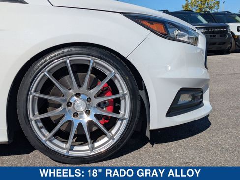 Used 2016 Ford Focus ST image 11