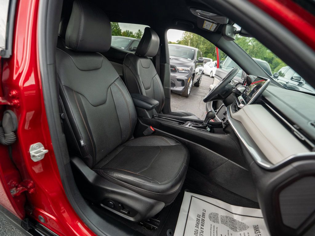 Used 2024 Jeep Compass Limited w/ Elite Group AWD/4WD image 24