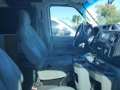 Used 2012 Ford E-250 and Econoline 250 Extended w/ PWR Group image 10