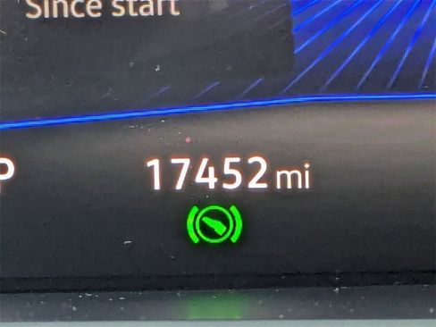 Used 2024 Volkswagen Tiguan S image 16