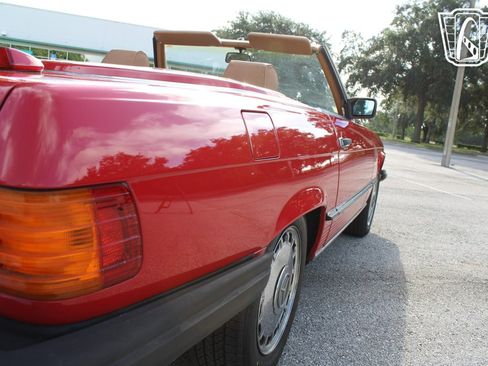 Used 1987 Mercedes-Benz 560 SL image 31