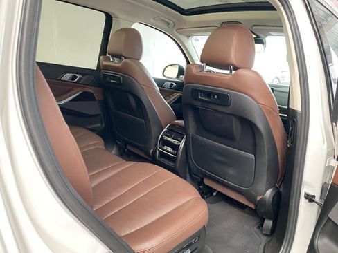 Used 2020 BMW X7 xDrive40i w/ Cold Weather Package AWD/4WD image 12