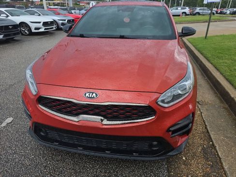 Used 2021 Kia Forte GT-Line w/ GT-Line Premium Package FWD image 5