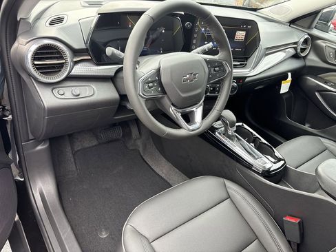 New 2026 Chevrolet Trax ACTIV w/ Driver Confidence Package image 11