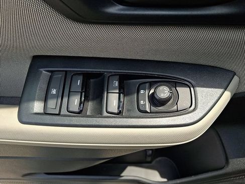 Certified 2025 Subaru Forester AWD/4WD image 23