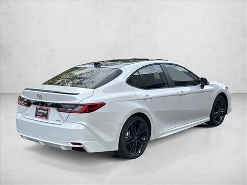 Used 2026 Toyota Camry XSE image 5