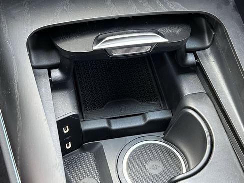 New 2026 Mercedes-Benz E 350 4MATIC Sedan image 35