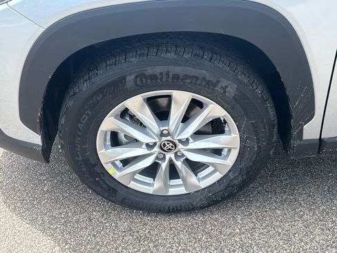 New 2026 Toyota Corolla Cross LE AWD/4WD image 14