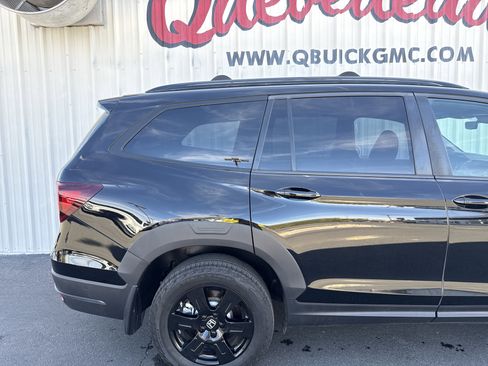 Used 2022 Honda Pilot TrailSport image 31