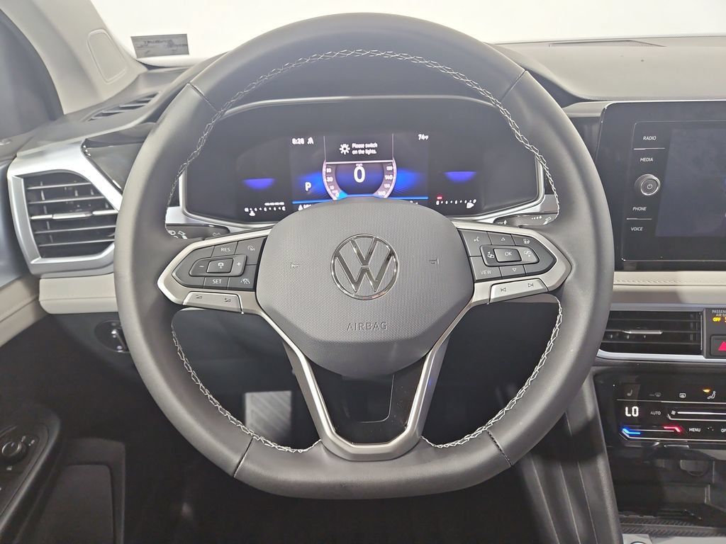 New 2026 Volkswagen Taos SE AWD/4WD image 14