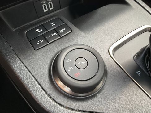 Used 2022 Ford Ranger Lariat w/ Equipment Group 501A High image 12