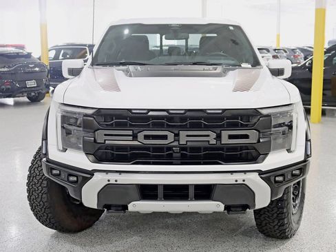 Used 2025 Ford F150 Raptor AWD/4WD image 9