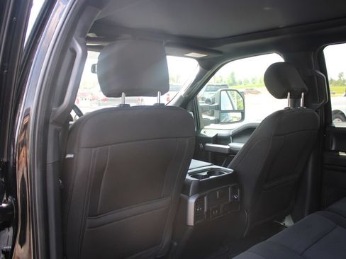 Used 2020 Ford F150 XLT w/ Equipment Group 302A Luxury AWD/4WD image 32