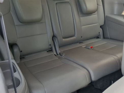Used 2016 Honda Odyssey Touring Elite image 29