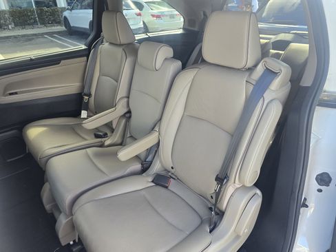 Certified 2023 Honda Odyssey Elite image 14