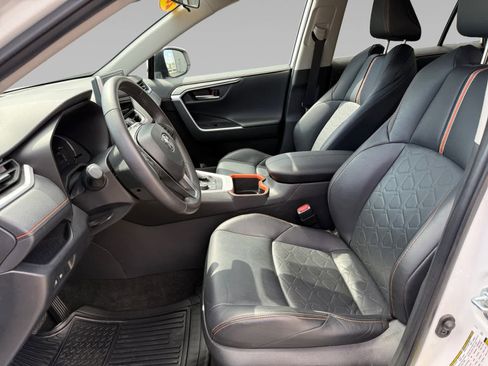 Used 2024 Toyota RAV4 Adventure AWD/4WD image 12