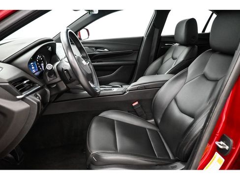 Used 2021 Cadillac CT4 Luxury w/ Cold Weather Package AWD/4WD image 32