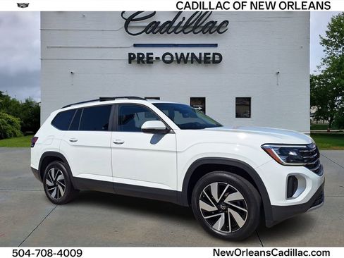 Used 2024 Volkswagen Atlas SE image 1