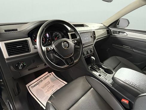 Used 2019 Volkswagen Atlas SE image 18