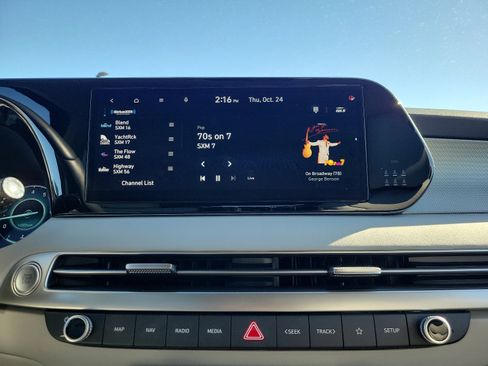 Used 2024 Hyundai Palisade SEL image 18