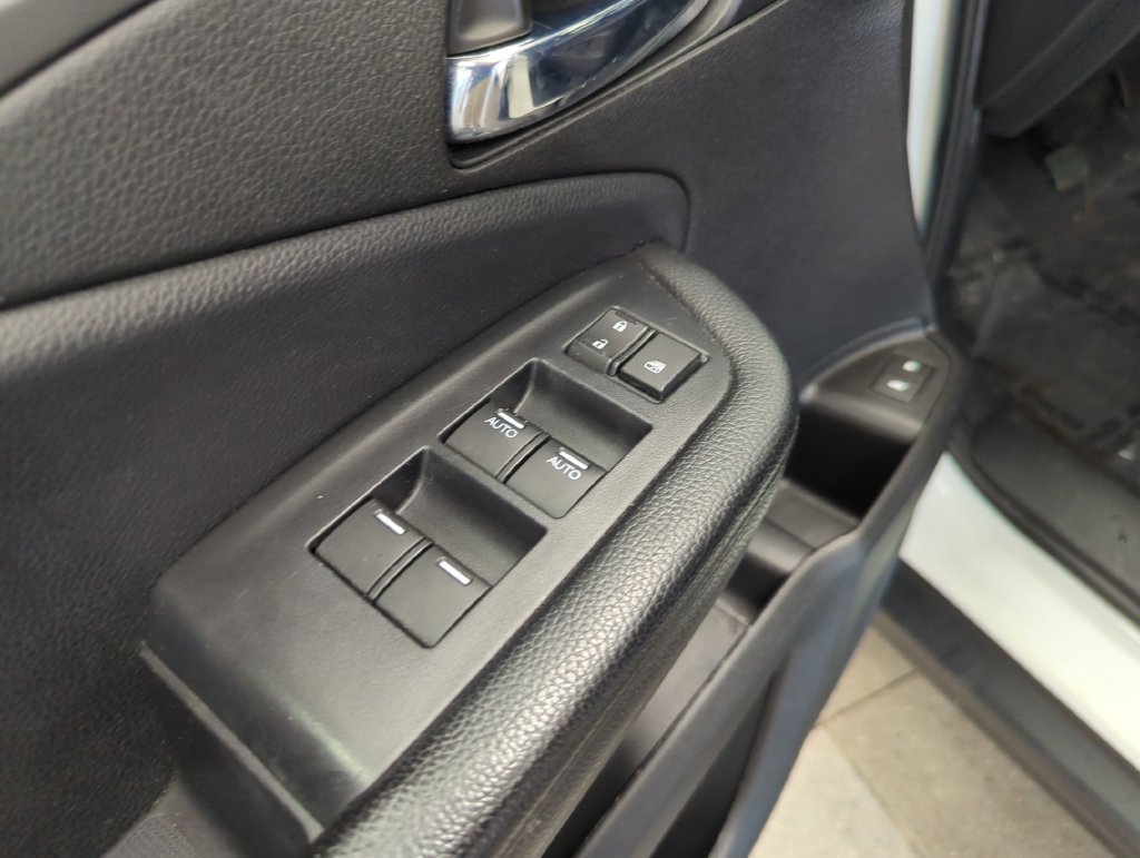 Used 2021 Honda Pilot EX-L image 11