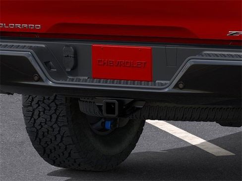 New 2026 Chevrolet Colorado ZR2 image 14